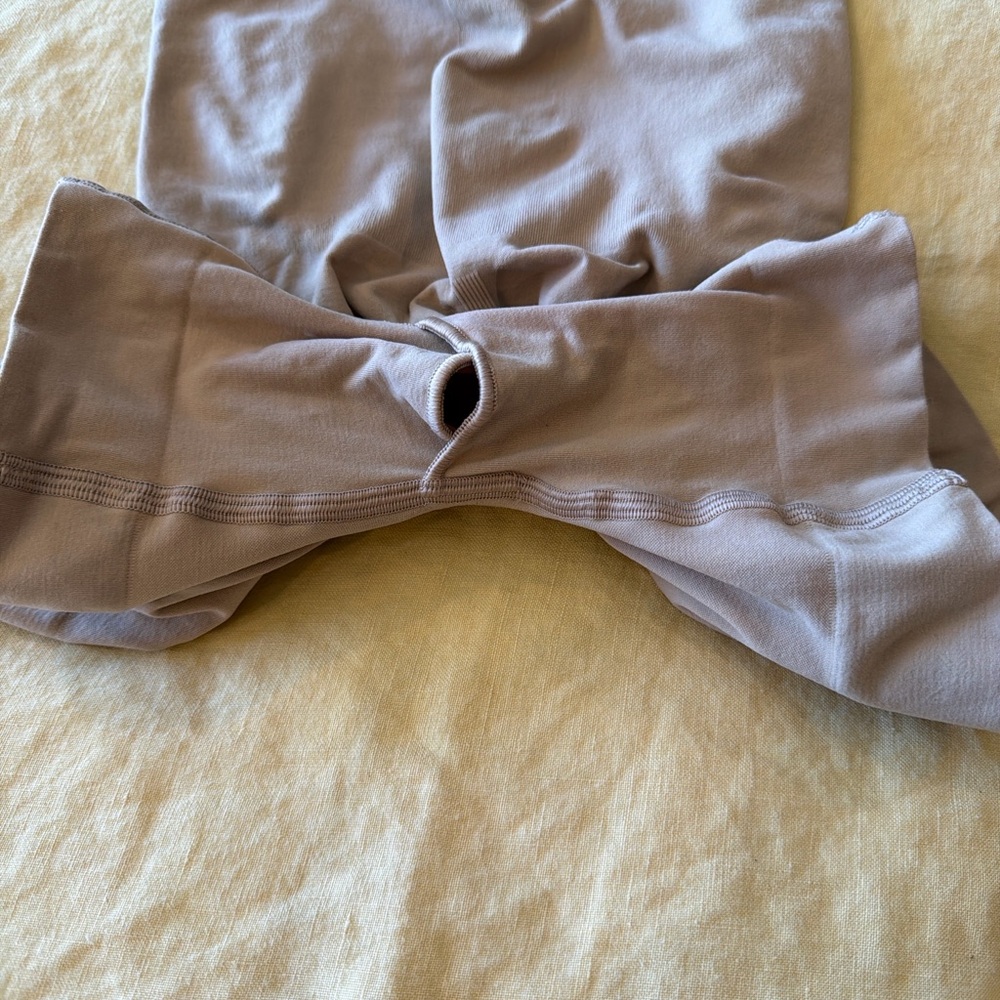 SKIMS Strapless Shapewear Bodysuit (Mid-Thigh) | Size M | NWOT - Picture 4 of 4